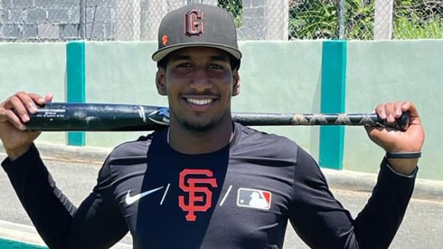 Giants agree to deal with No. 15 international prospect (source)