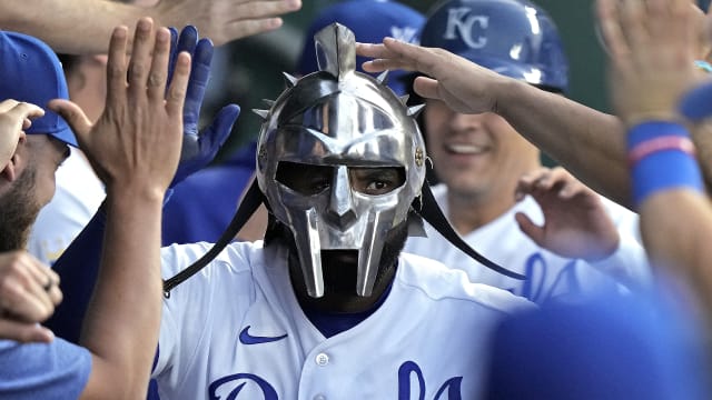 Jackie Bradley Jr. hits homer, flashes glove in Royals' loss to Tigers