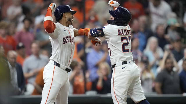 Jose Altuve collects 4 hits in Astros' rout of A's