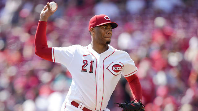 Hunter Greene wins debut as Cincinnati Reds topple Atlanta, 6-3 - Red  Reporter