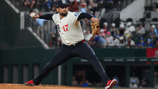 Nathan Eovaldi returns from injured list in Rangers' loss to Mariners