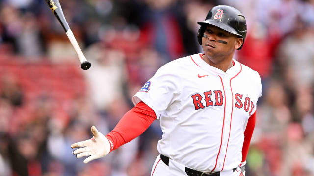 Rafael Devers traded from Red Sox to Giants (source)