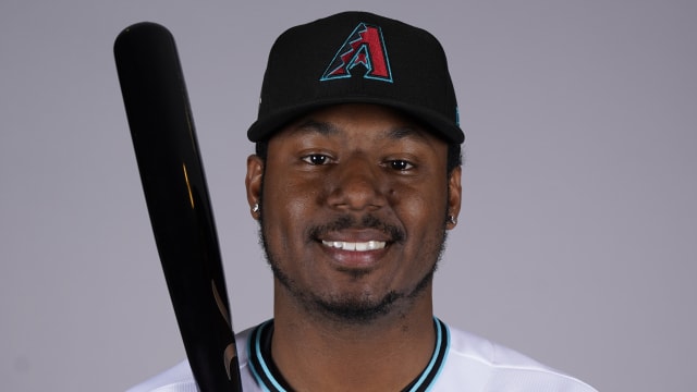 Mariners hold Kyle Lewis out of the lineup as they debate putting him on  concussion IL, Mariners
