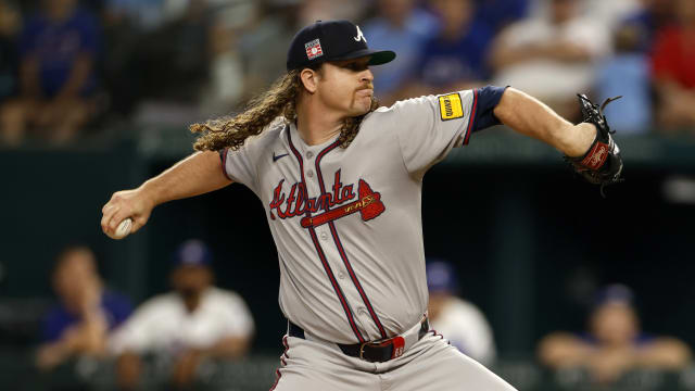 Grant Holmes hits IL with right elbow injury for Braves