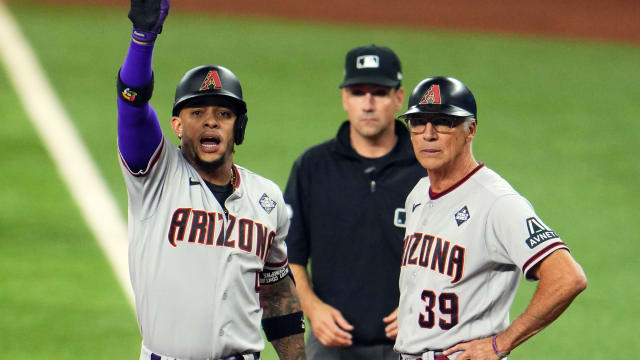 Longest postseason hit streaks