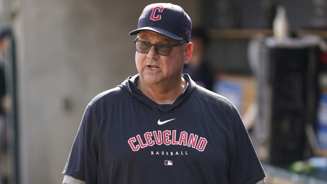 Yan Gomes caught a popup that nearly hit Terry Francona, and Tito's  reaction was priceless