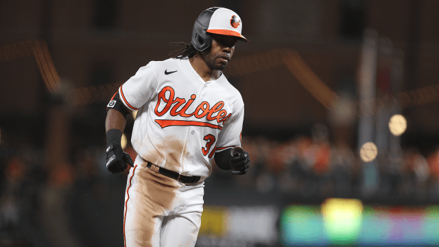Few have abandoned switch-hitting and succeeded. Their stories show it can  work for the Orioles' Cedric Mullins.