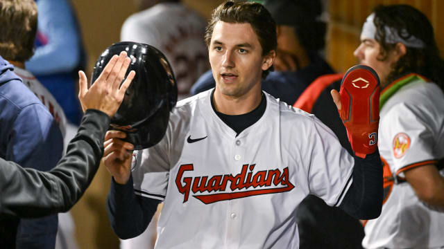 Guardians end scoreless streak but lose to Cardinals