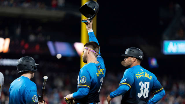 Bryce Harper records 1,000th career RBI in Phillies' win