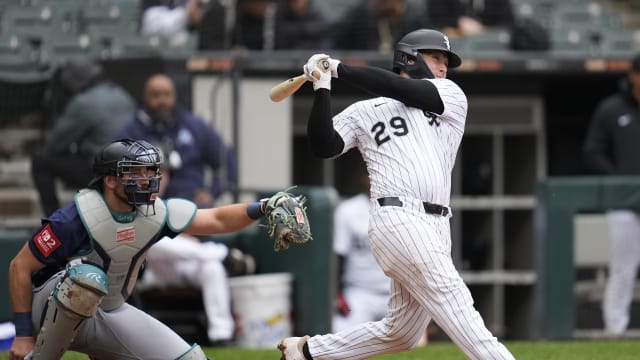 Dru Baker traded to White Sox for Matt Thaiss