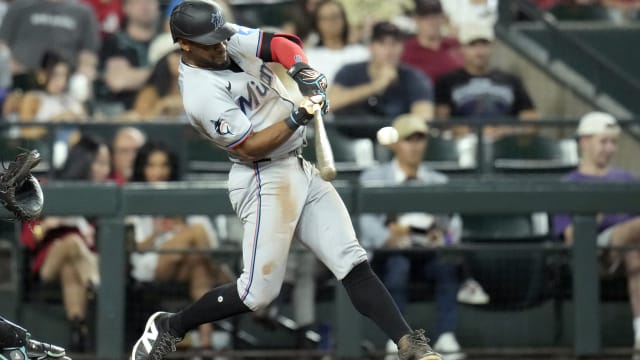 Miami Marlins sweep the Diamondbacks