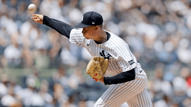 Will Warren, Yankees lose final first-half game vs. Cubs