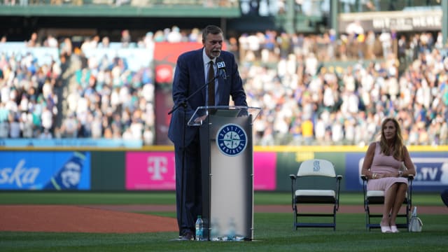 Shohei Ohtani wins Edgar Martinez Outstanding Designated Hitter