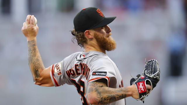 Clayton Kershaw gets 200th career win