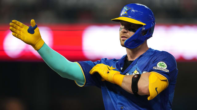 Blake Snell makes 2026 season debut for Dodgers
