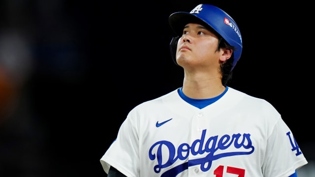 Ohtani wins AL Rookie of Year Award