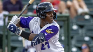 2026's No. 3 pick swats first pro homer ... and knows exactly who he's giving the ball to!