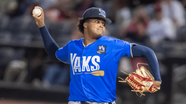 Is this 97 mph-pumping 18-year-old the next Red Sox top pitching prospect?