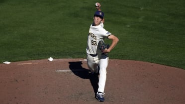 Back in starting role, Misiorowski touches 99 mph in spring debut