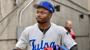 Dodgers' No. 2 prospect puts slow start in past by getting homer-happy at Double-A