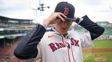 Late-round Draft picks Shelar, LaFavor are perfect fits for Boston