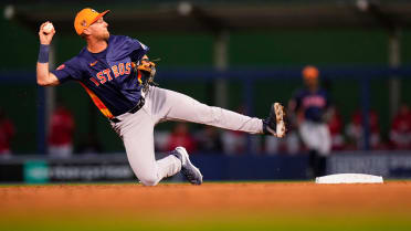 D-backs acquire infielder Kessinger in trade with Astros