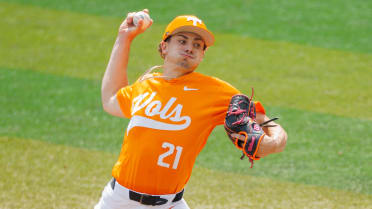 Cardinals take pitcher Tegan Kuhns for their 2nd pick (32nd overall) in Draft