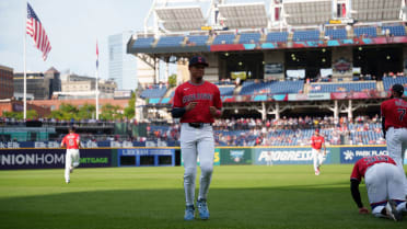 Guardians call up No. 2 prospect Genao
