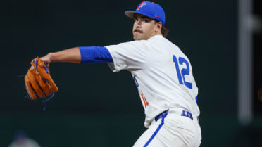 No. 19 overall pick Peterson signs with Guardians (source)
