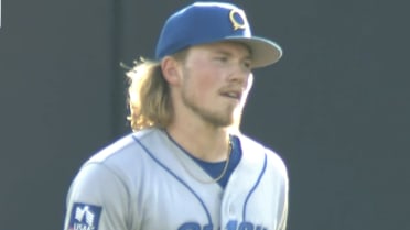 Royals' No. 11 prospect showcases deep pitch mix in first start since Thomas trade