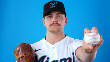 Marlins calling up No. 2 prospect Snelling for MLB debut Friday
