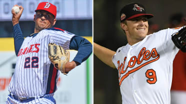 O's add RHP Foster, OF Trimble to 40-man roster