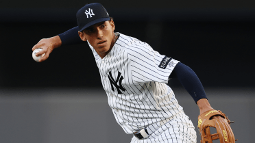 3 plays that show Lombard's all-around impact for Yanks