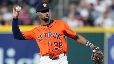 Astros' top prospect Matthews makes MLB debut for hometown club