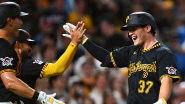 Callihan blasts 1st MLB HR off Ohtani -- and his 2nd lifts Bucs in dramatic rally