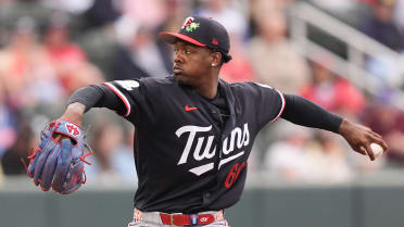 Twins set to peek at future arms in No. 10 prospect Rojas, No. 5 Prielipp