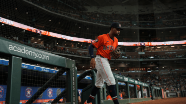 Astros' top prospect Matthews makes MLB debut for hometown club