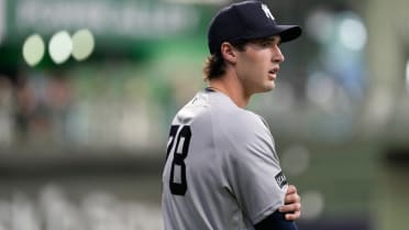 Yanks call up 6-foot-7 slugging prospect Spencer Jones