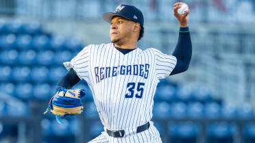 Healthy again, this fast-rising Yankees prospect can throw 100 mph