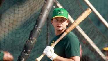 Kurtz still looking for first homer, but showing that he 'belongs here'