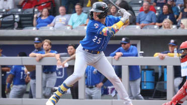 Brewers' Fischer becomes first to 40 HRs in the Minors -- then hits two more!