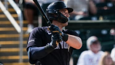 With no room in deep outfield, Yanks send spring star Jones to Triple-A