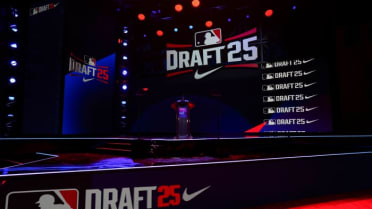 These draftees remain unsigned before Monday's deadline