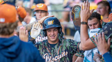 Fast-rising -- and fleet-footed! -- prospect acquired in Baz deal soaring up Rays rankings