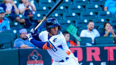 Slugger León's promotion 'a dream come true'