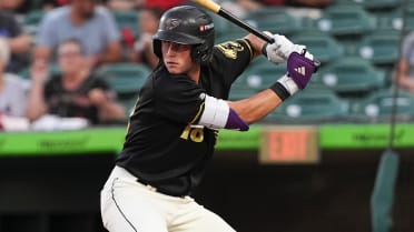 Rockies No. 1 prospect Ethan Holliday crushes first home run of 2026