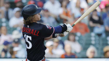 Keaschall's bat doesn't skip beat with 1st MLB HR in return from IL