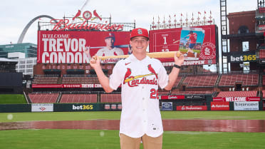 Cardinals sign top pick Condon to bolster already loaded farm system