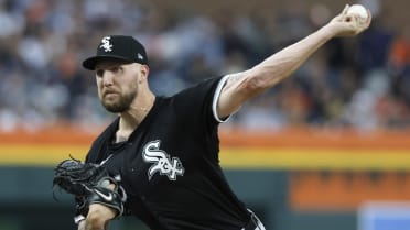 White Sox deal Crochet to Red Sox for prospect haul