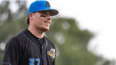 Guards land six players among Top 100 Prospects, led by Bazzana